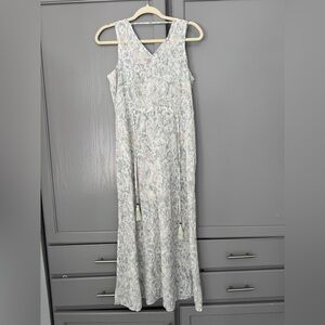 Apana Sleeveless Maxi Dress in Cream and Gray